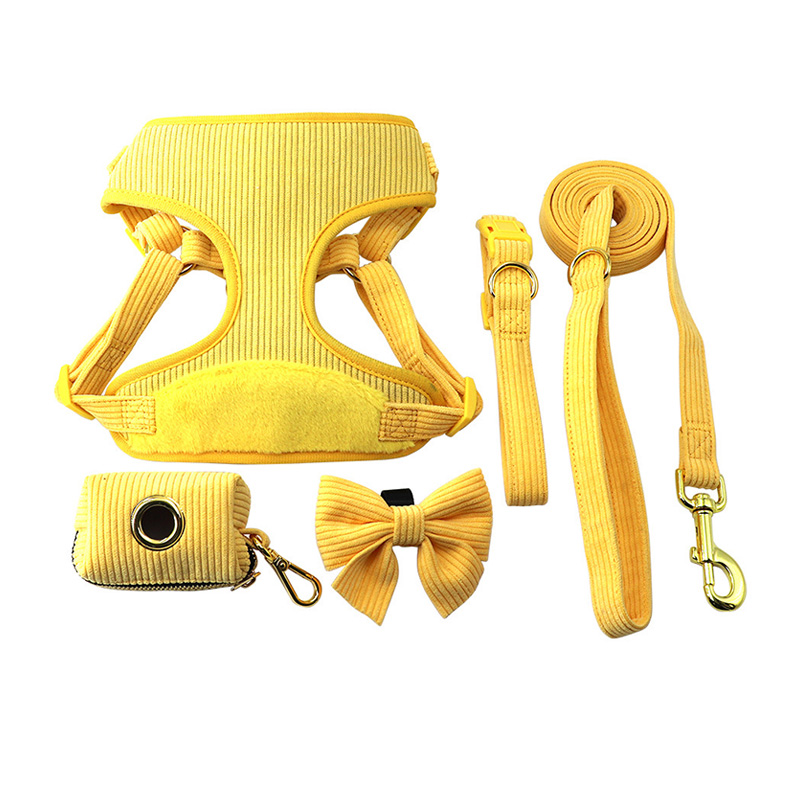 Velvet Five-piece Dog Comfortable Leash Chest Strap Collar Poop Bag Bow Pet Leash Set